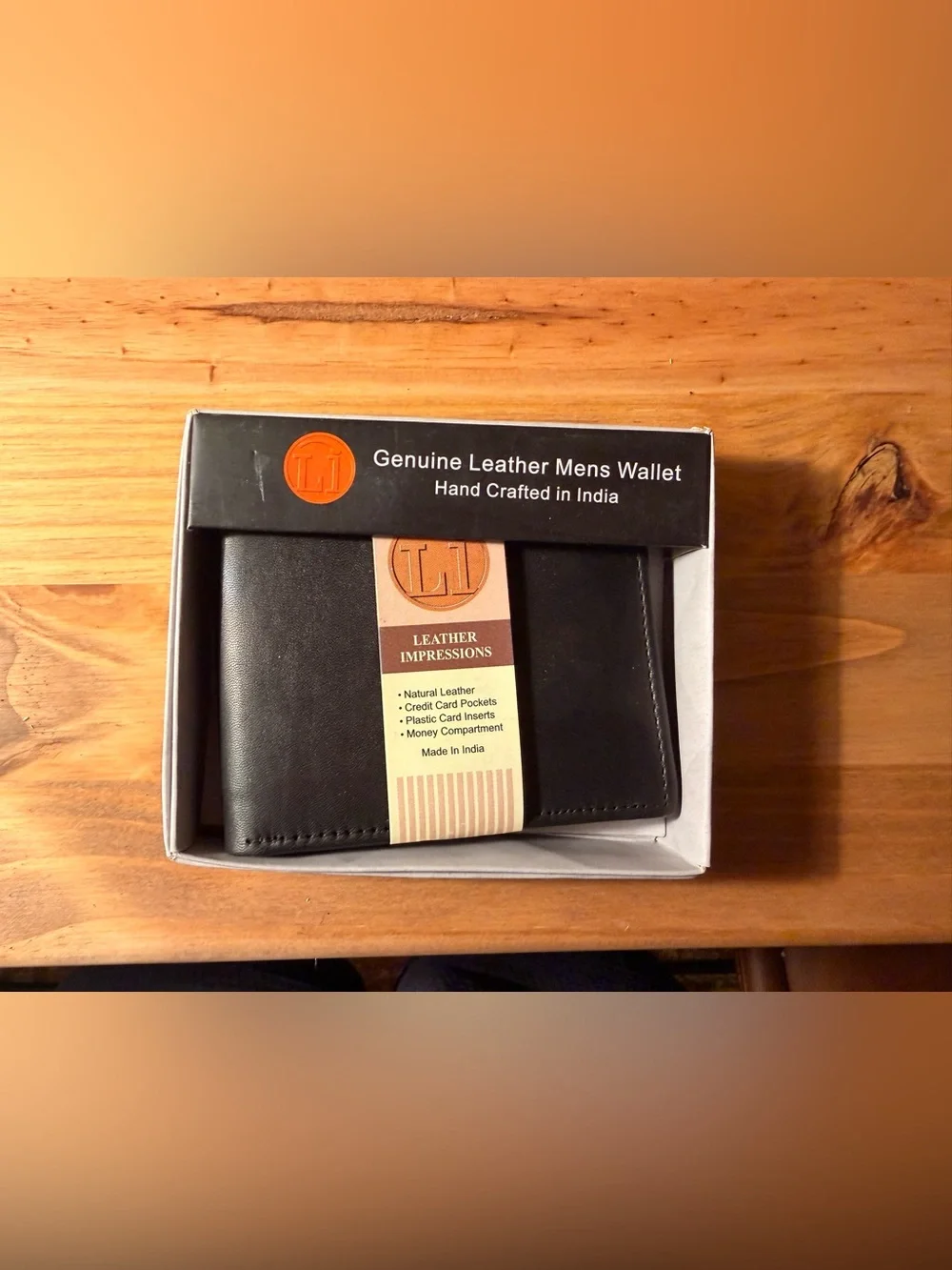 Black Leather Men's Bi-fold Wallet